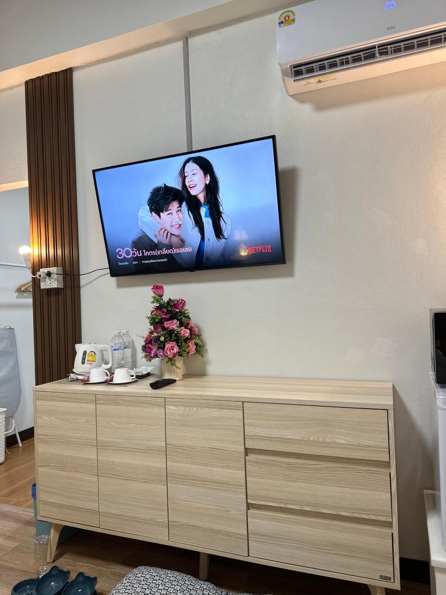 Service Apartment ห้อง102 ใจกลางเมืองใกล้แหล่งท่องเที่ยว Lampang Eksteriør bilde